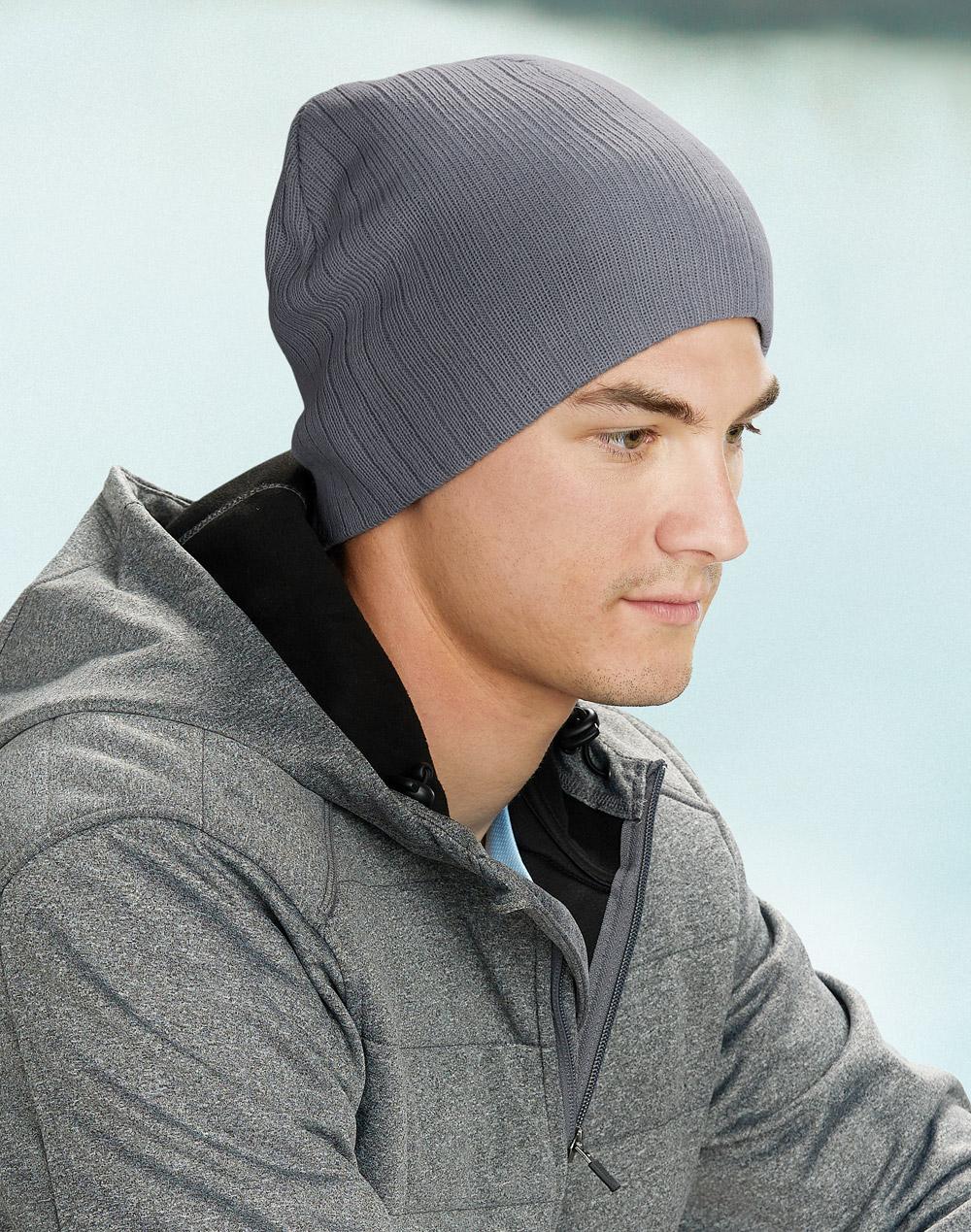 WINNING SPIRIT Acrylic knit beanie with cable row feature - CH62