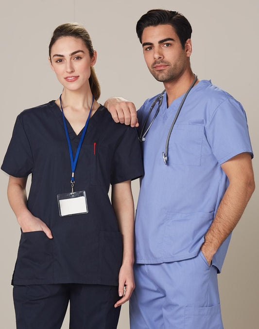 BENCHMARK Unisex Scrubs Short Sleeve Tunic Top - M7630