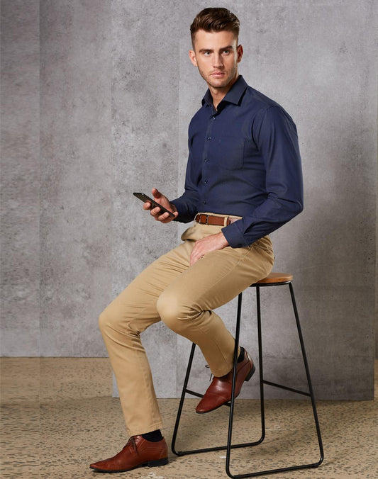 BENCHMARK Men's Boston Chino Pants - M9380